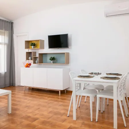 Rvapartaments Benelux Apartman *