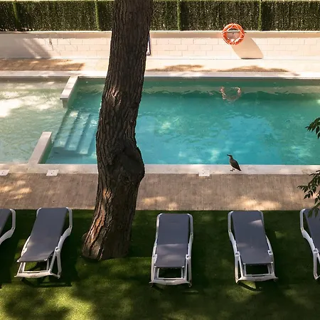 Rvapartaments Benelux * Platja d'Aro