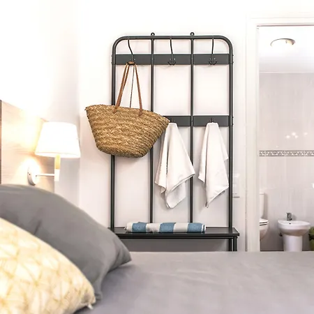 Rvapartaments Benelux Apartment *