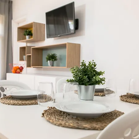 Rvapartaments Benelux Apartment