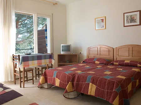 Rvapartaments Benelux Apartmán