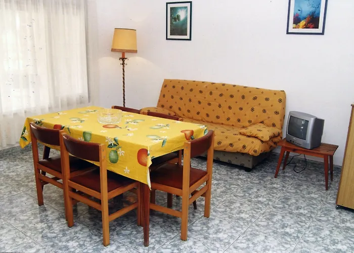 Rvapartaments Benelux بلاتجا ذارو